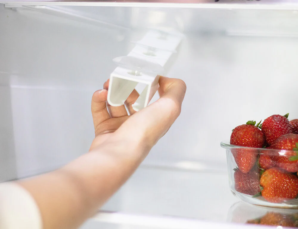 Reusable Food / Yoghurt Pouches & Breast Milk Bag Organiser - Freezer - Image 3